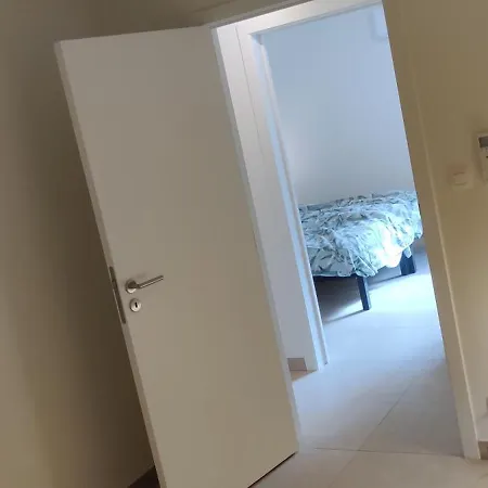 Docs House *